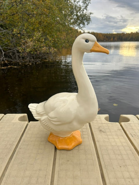 Porch Goose
